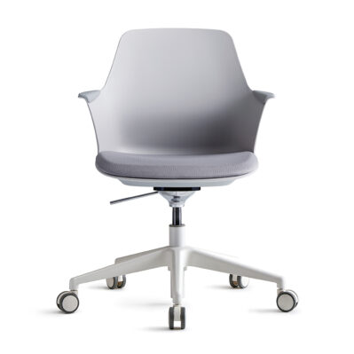 Bestuhl Plot Swivel Meeting Chair in Saudi Arabia with 360° Swivel Base & Stackable Design